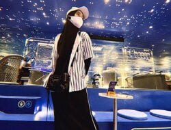 Deretan Outfit Muslimah ala Inara Rusli yang Bisa Kamu Tiru