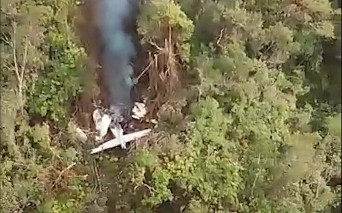 evakuasi pesawat SAM Air