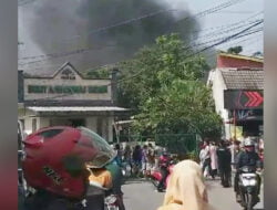 Gudang Sepatu di Ciomas Bogor Terbakar, Api Dipicu Bakar Sampah