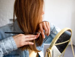 Lebih Hemat dan Anti Gagal, Berikut 6 Cara Memotong Rambut Sendiri
