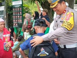 Asik! Kasat Lantas Polresta Bogor Kota Bagi-Bagi “THR” di Kebun Raya