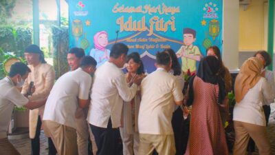 Idul Fitri 1445 H, RS Sentosa Kemang Gelar Halalbihalal dan Santunan Anak Yatim