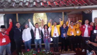 Calon Walikota dan Wakil Walikota Sendi Fatdiansyah dan Melli Darsa Resmi Mendaftar di KPU Kota Bogor