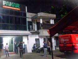 Kantor Redaksi Harian PAKAR Dibakar OTK, Polisi Langsung Olah TKP