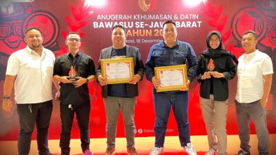 Bawaslu Kota Bogor Raih 2 Penghargaan pada Anugerah Kehumasan dan Datin Bawaslu Se Jawa Barat 2024