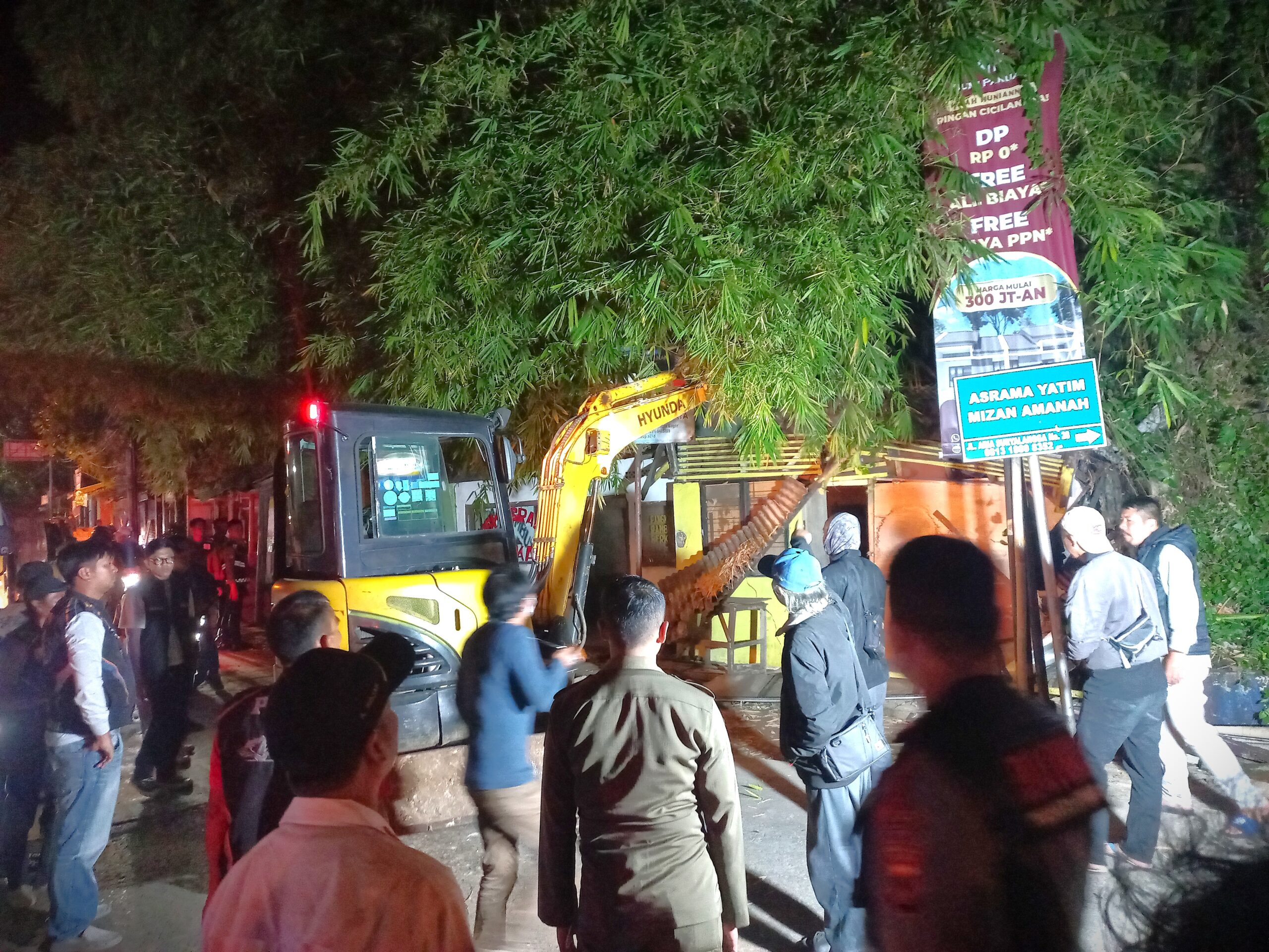 Tegas Satpol PP Kota Bogor Bongkar Bangunan Liar di Wilayah Pancasan dan Sekitarnya3 scaled