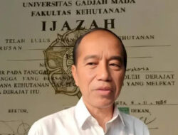 Joko Widodo dan UGM Absen di Sidang Mediasi Gugatan Ijazah Palsu di PN Surakarta