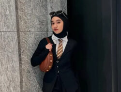 5 Inspirasi Gaya Hijab ala Nabila Taqiyyah untuk Hangout yang Simpel dan Modis