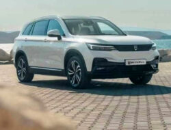 Menuju 50 Tahun, Polytron Hadirkan Mobil Listrik Pertama