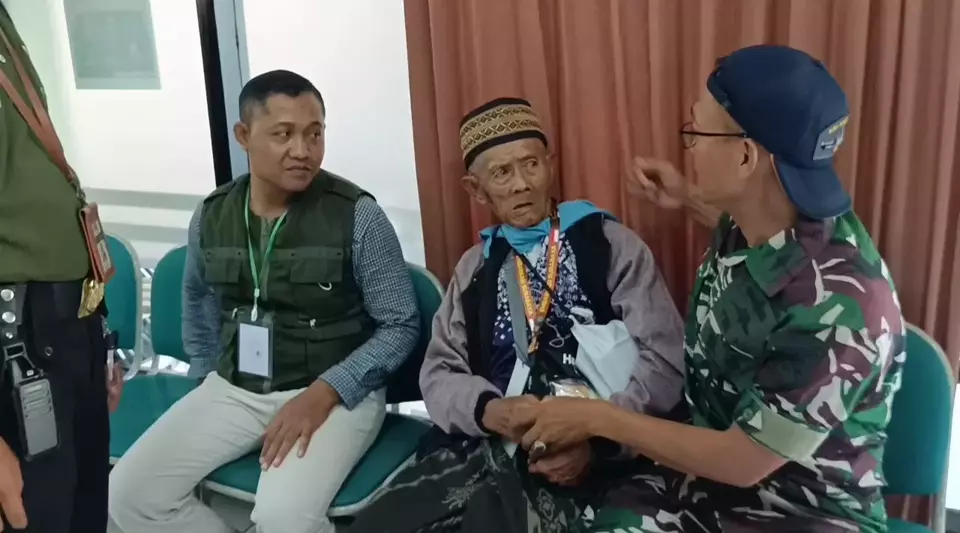 Calon Haji Asal Jember Nekat Ingin Pulang Jalan Kaki karena Ingat Sapi di Kampung 1 calon haji