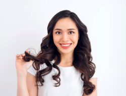 5 Inspirasi Gaya Rambut V Panjang yang Cocok untuk Semua Jenis Rambut