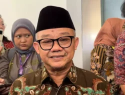 Mendikdasmen Kritik Surat Edaran Dedi Mulyadi soal Jam Sekolah dan Jam Malam