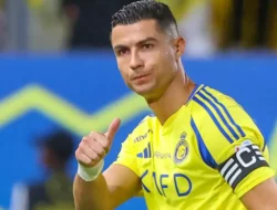 Cristiano Ronaldo Ucapkan Perpisahan kepada Stefano Pioli yang Tinggalkan Al-Nassr