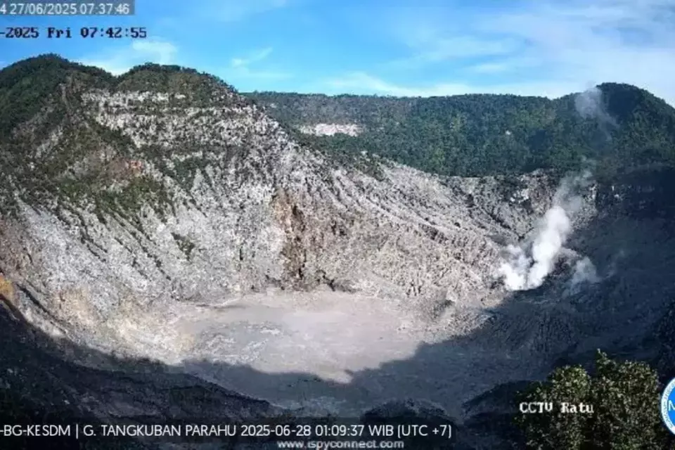 Gunung Tangkuban Parahu