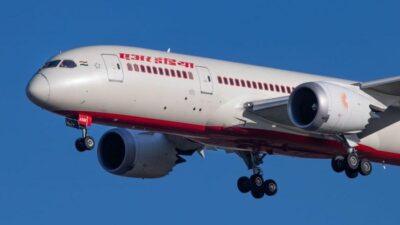 pesawat Boeing 787-8 Dreamliner