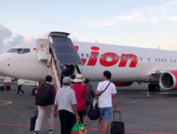 Rebutan Kursi, Penumpang Thai Lion Air Diseret Keluar Pesawat