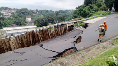 Underpass Batutulis