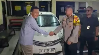 penadah mobil