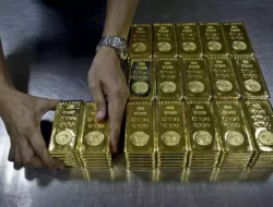 Harga Emas Dunia Naik Imbas Tarif Baru AS, Investor Berburu Safe Haven