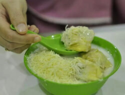 Ramai Dikunjungi, Kedai Raja Es Durian Ini Tawarkan Durian Monthong Legit di Bogor