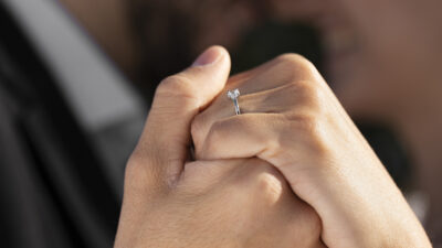 Cincin tunangan