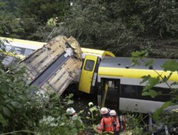 Tiga Orang Tewas dalam Kecelakaan Kereta di Jerman Barat Daya