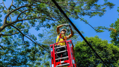 penataan kabel udara