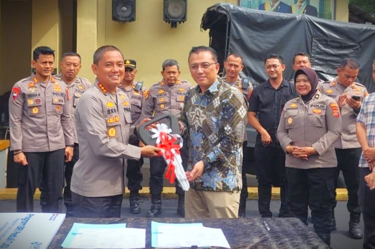 Dukung Pelayanan Kemanusiaan BRI Bogor Pajajaran Serahkan 1 Unit Mobil Jenazah kepada Polresta Bogor Kota 3