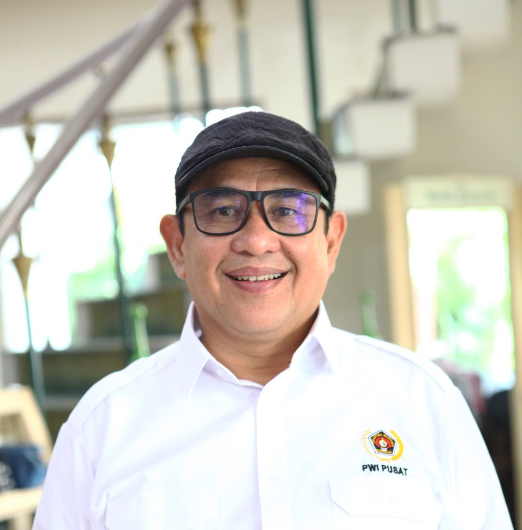 PWI Pusat Terbitkan Edaran Rangkap Jabatan, Perpanjangan KTA dan Donasi Kemanusiaan Bencana Sumatra 2 PWI Pusat Terbitkan Edaran Rangkap Jabatan Perpanjangan KTA dan Donasi Kemanusiaan Bencana Sumatra 2 1