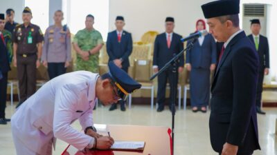 Lantik 12 Pejabat