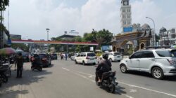 Arus Wisata Membludak, 10 Ribu Kendaraan Mengarah ke Puncak
