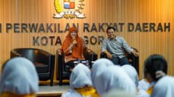 Dari Gedung DPRD, Pelajar PMR Belajar Langsung Mekanisme Aspirasi Demokratis