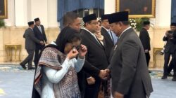 Prabowo Lantik Kepala dan Wakil Kepala BGN Baru, Nanik Deyang Tak Kuasa Menahan Tangis