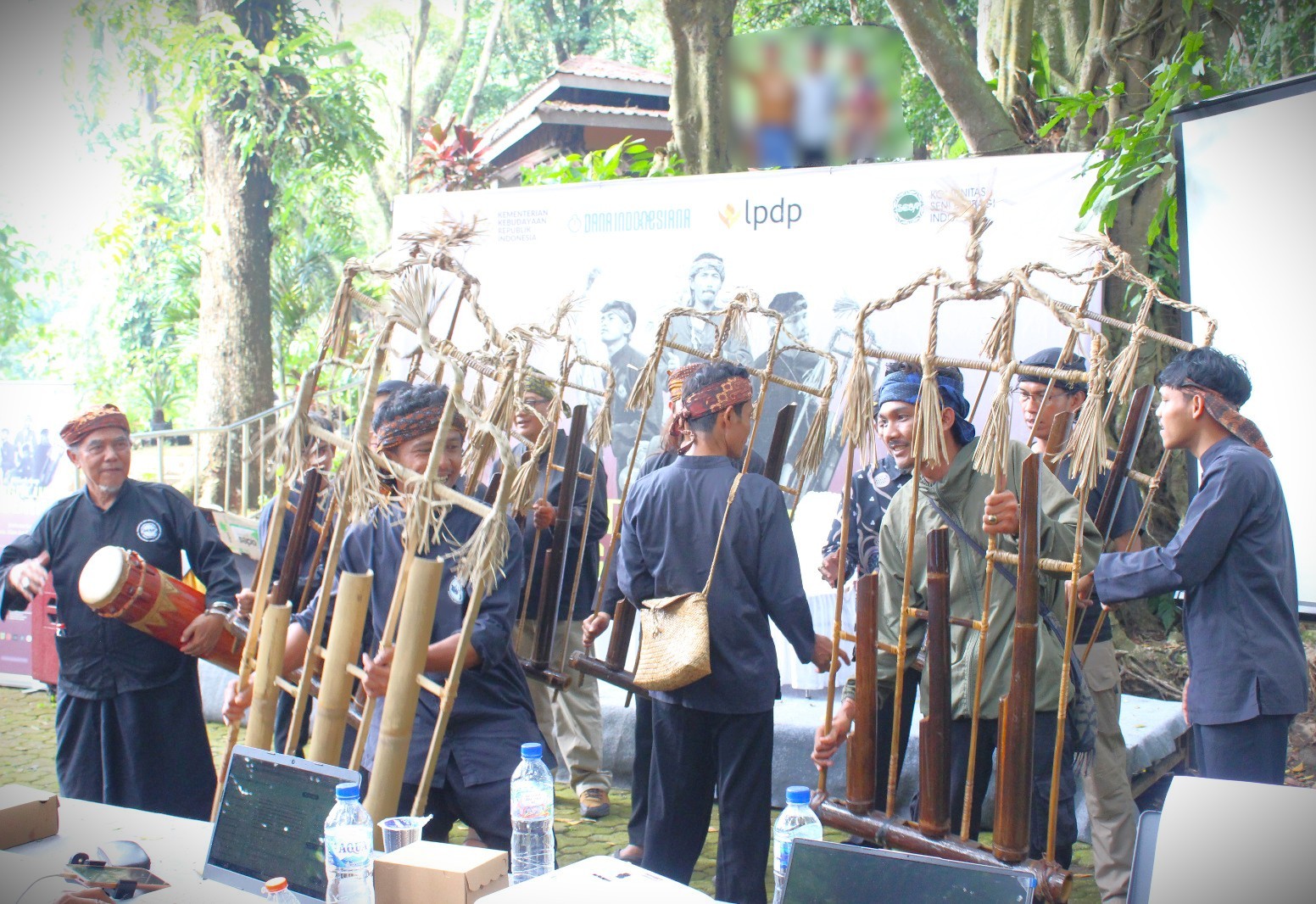 Angklung Gubrag