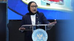 Resmi Pimpin BGN, Nanik: Siap Perkuat Program Makan Bergizi Gratis