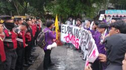 Demo BEM Fakultas Ekonomi Unpak di Depan Istana Bogor Sempat Ricuh