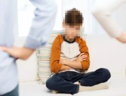 Sering Membantah Orang Tua, Kenali Faktor Psikologis di Balik Perilaku Anak