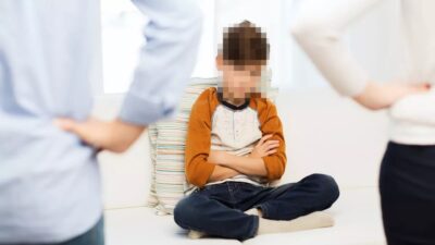 Sering Membantah Orang Tua, Kenali Faktor Psikologis di Balik Perilaku Anak
