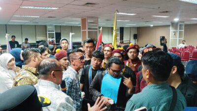 Bawa 8 Tuntutan, GMKI dan PMKRI Desak Evaluasi DPRD Kota Bogor