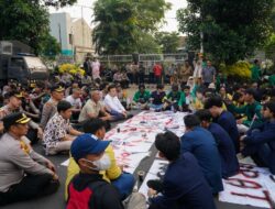 Mahasiswa Turun ke Jalan, DPRD Kota Bogor Komitmen Sampaikan Tuntutan ke Pusat