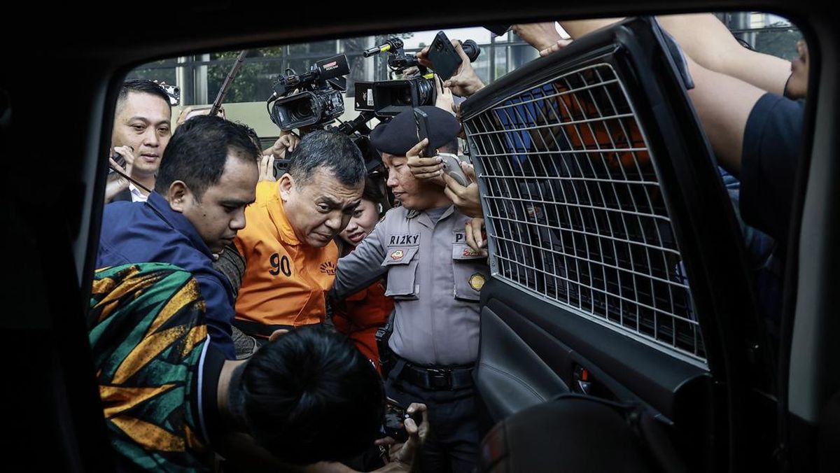 kpk tetapkan silmy karim sebagai tersangka kasus dugaan korupsi 1780541466450 169