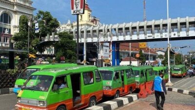 sopir angkot protes angkot listr 20250427112256