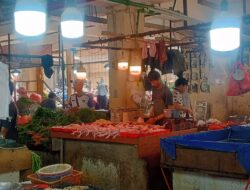 Dapur SPPG Libur, Harga Ayam dan Telur di Pasar Jambu Dua Bogor Turun Drastis