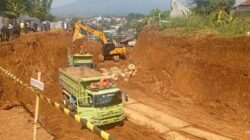 Tinjau Proyek Batutulis, Jaenal Mutaqin Pastikan Pengerjaan Sesuai Target