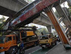 Sopir Truk Akui Fokus Lihat Maps Sebelum Tabrak JPO Tendean, Polisi Dalami Dugaan Kelalaian