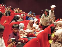 Rayakan Hari Anak Nasional, Wakil Wali Kota Jenal Mutaqin Ajak 310 Anak Bogor Nonton Bareng