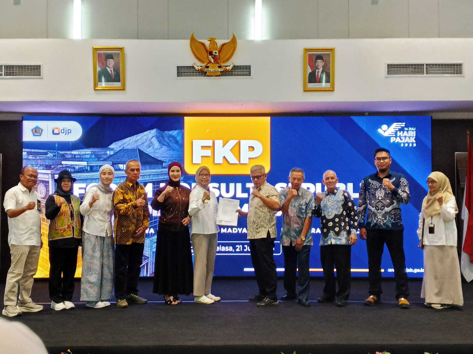 Kanwil DJP Jabar III Targetkan Pajak 2026 Rp36,3 T Lewat Forum Konsultasi Publik 1 WhatsApp Image 2026 07 21 at 18.35.34