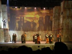 Lagu Maliq & D’Essentials Jadi Inspirasi Teater Musikal “Senja Teduh Pelita”