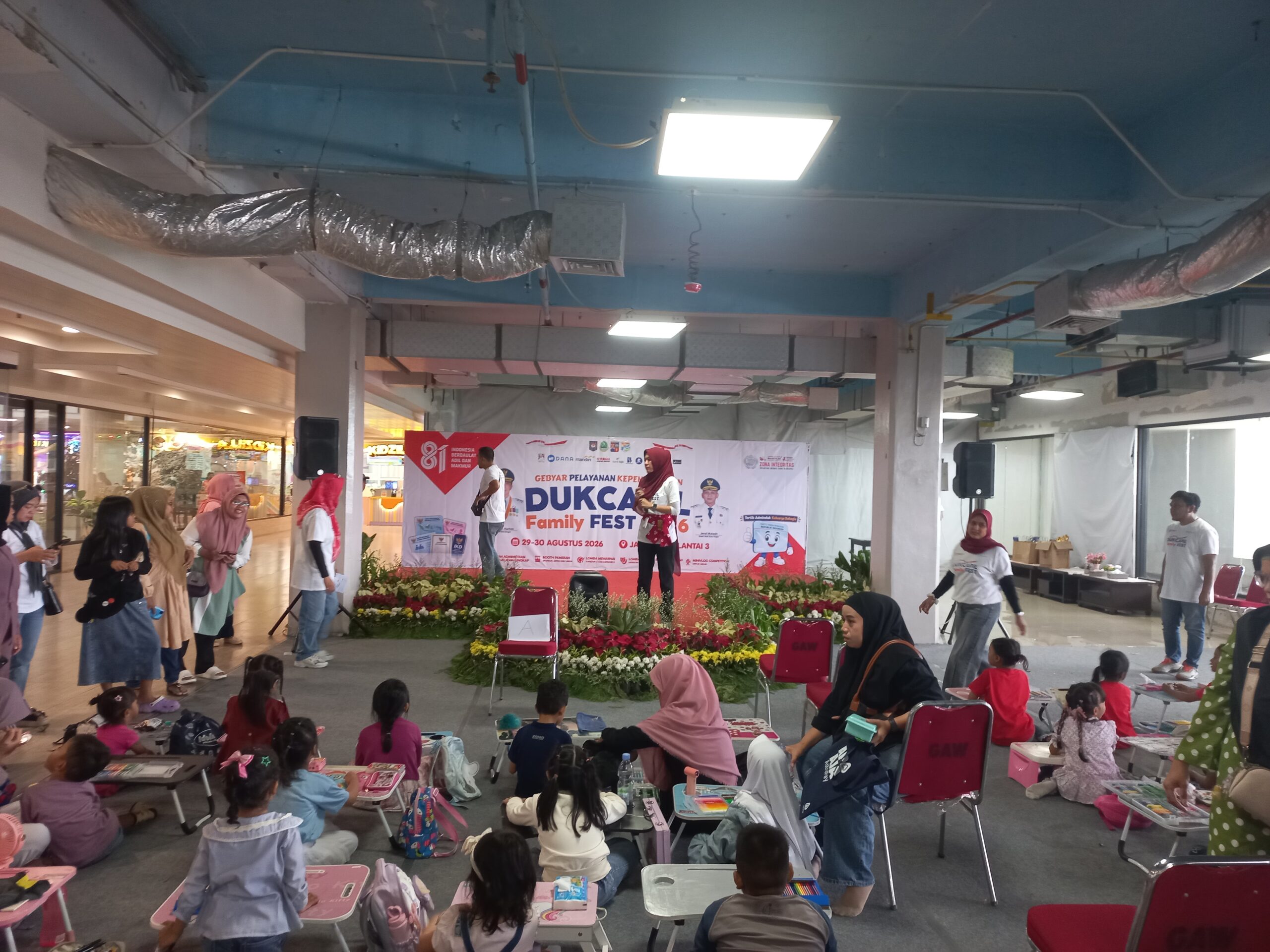 Dukcapil Family Festival, Urus KTP dan KK Sehari Jadi 1 Dukcapil Family Festival, Urus KTP dan KK Sehari Jadi