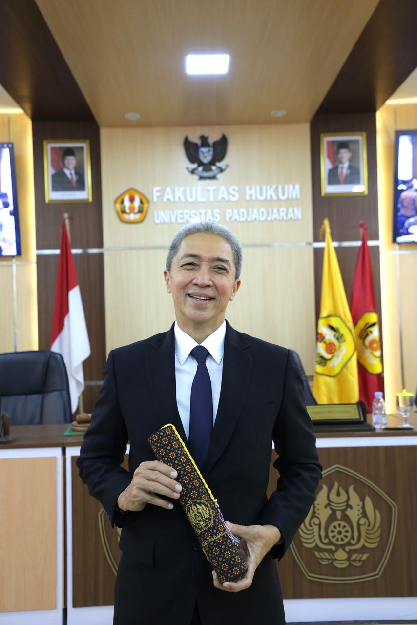 Dedie Rachim Raih Gelar Doktor Ilmu Hukum, Dorong Sentralisasi Data Nasional Perkuat Kebijakan 2 1001607799